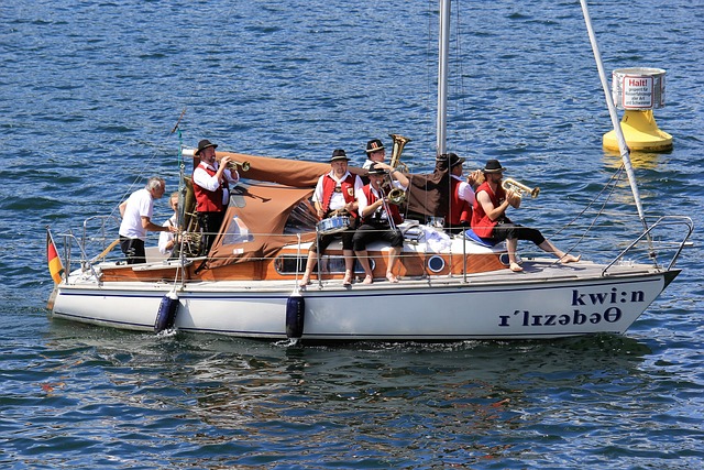 扩大其消费 扩大其消费